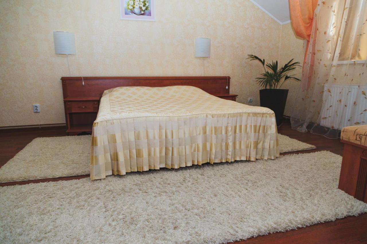 Europe Hotell Uzjhorod Eksteriør bilde